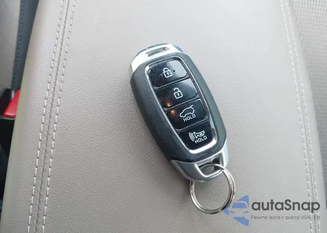 2019 Hyundai Santa Fe Sel Plus z USA, uszkodzony, nr VIN 5NMS33AD0KH052878